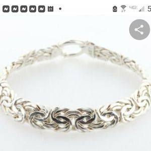 Beautiful AK Turkey .925 Silver bracelet. Gorgeous detail.